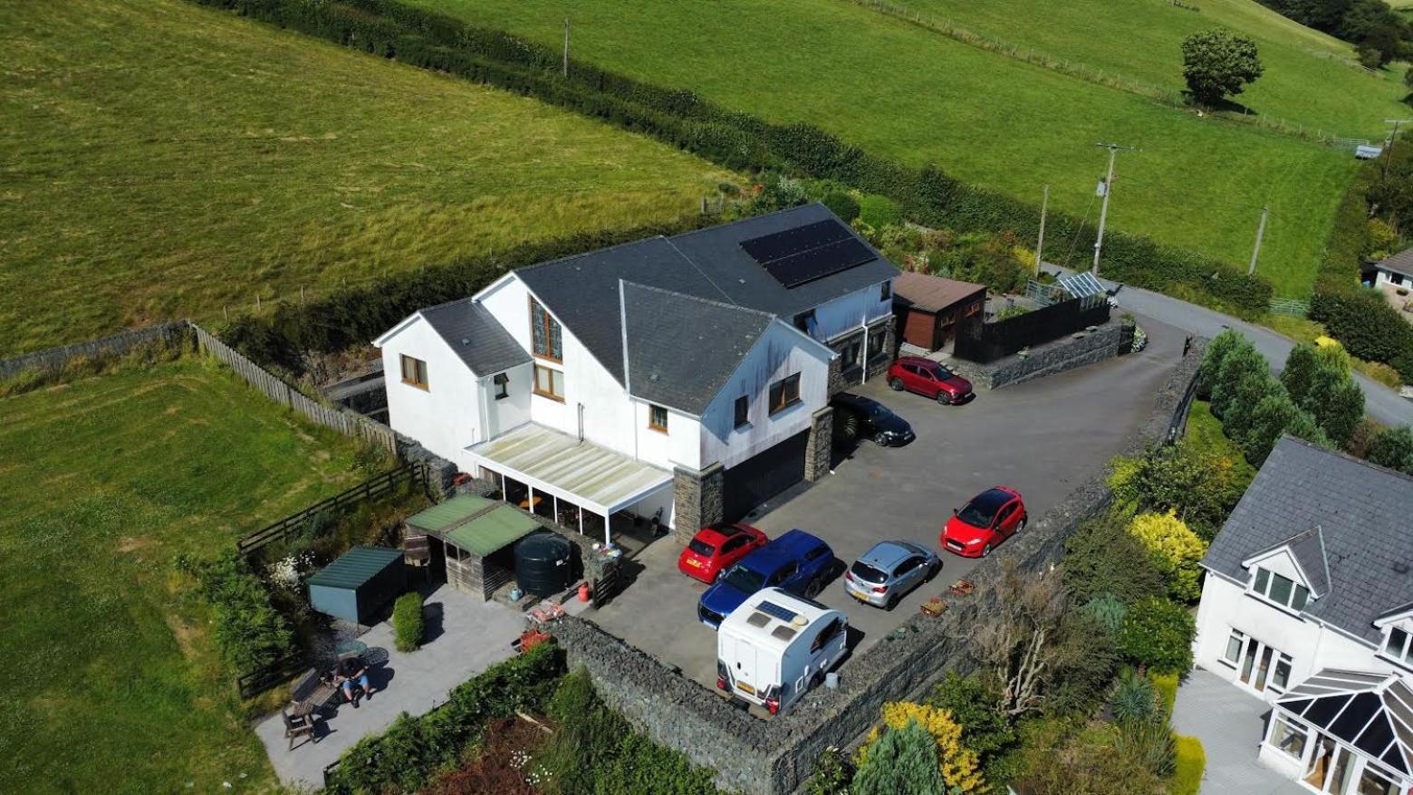 Y Grange Bed & Breakfast Llanfihangel-y-Creuddyn Eksteriør bilde