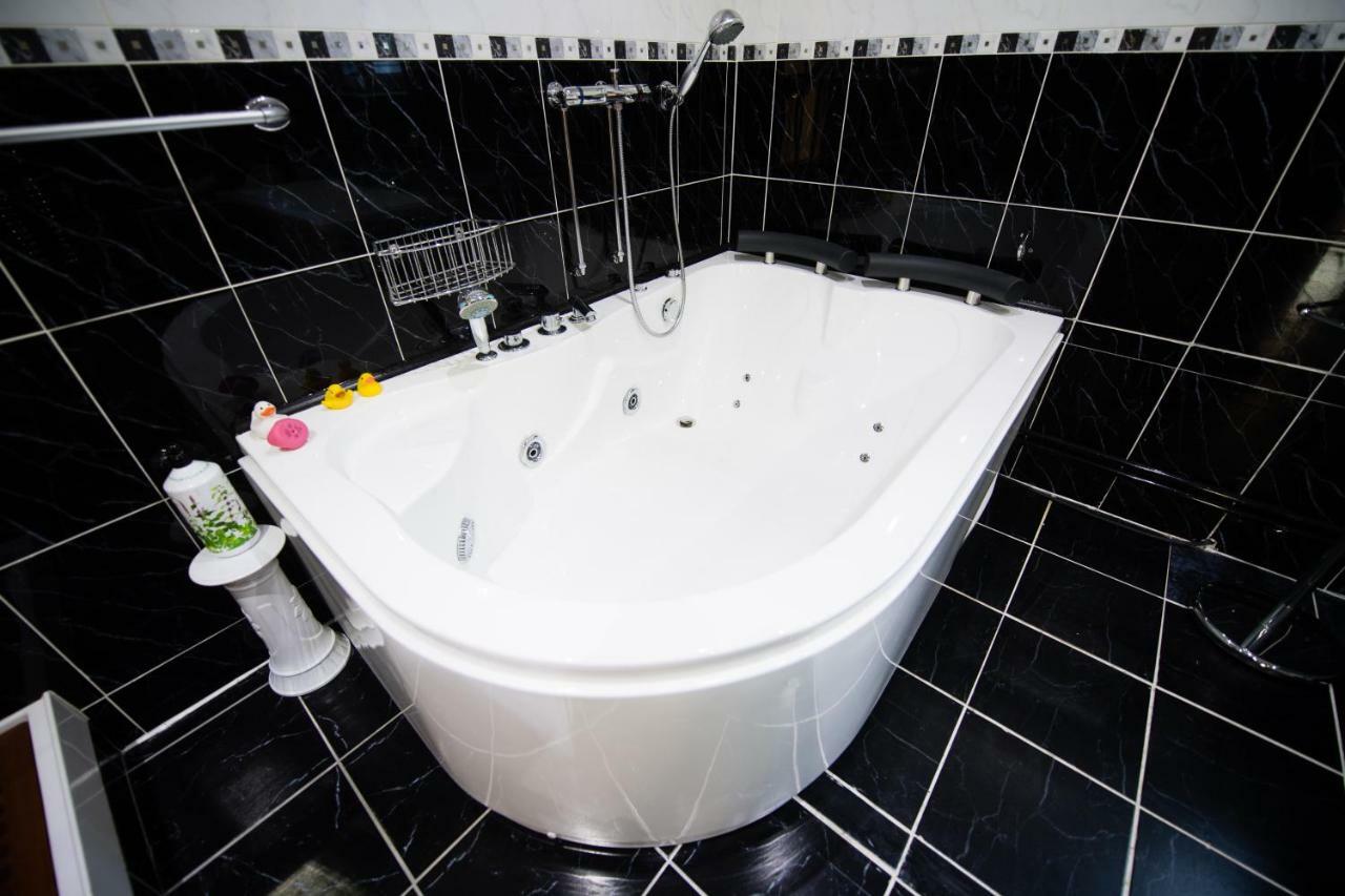 Y Grange Bed & Breakfast Llanfihangel-y-Creuddyn Eksteriør bilde